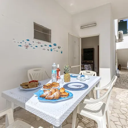 Apartment Domus Rosi Lido Conchiglia