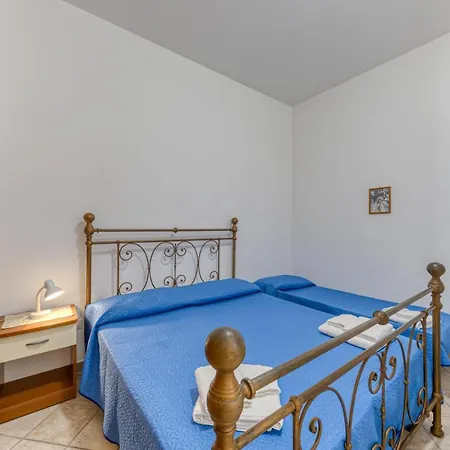 Domus Rosi Apartment Lido Conchiglia
