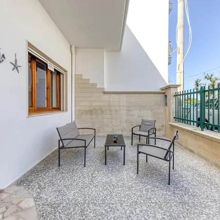 Domus Rosi Apartment *